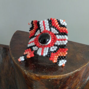 Alternative view of Bague en perles tissées Loran Onyx